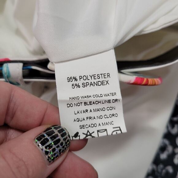 Bralette Ruffle Top and Belted Floral Shorts Set - Picture 10 of 11